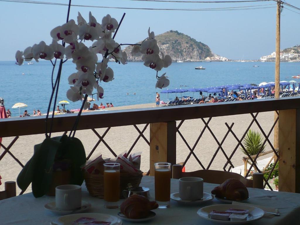 Bed and Breakfast Zi Bak Барано-д'Иския Экстерьер фото