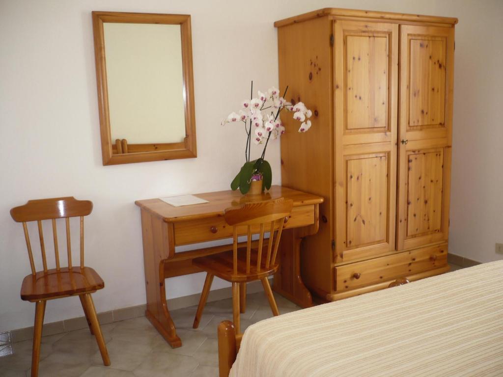 Bed and Breakfast Zi Bak Барано-д'Иския Номер фото